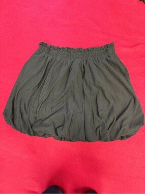 Black Bubble Hem Skort with Ruffled Elastic Waist